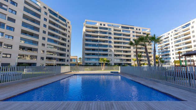 Reventa - Apartamentos -
Torrevieja - Punta Prima