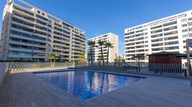 Reventa - Apartamentos -
Torrevieja - Punta Prima