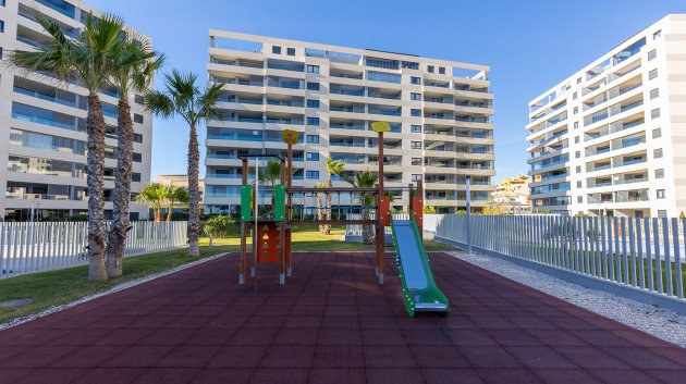 Reventa - Apartamentos -
Torrevieja - Punta Prima