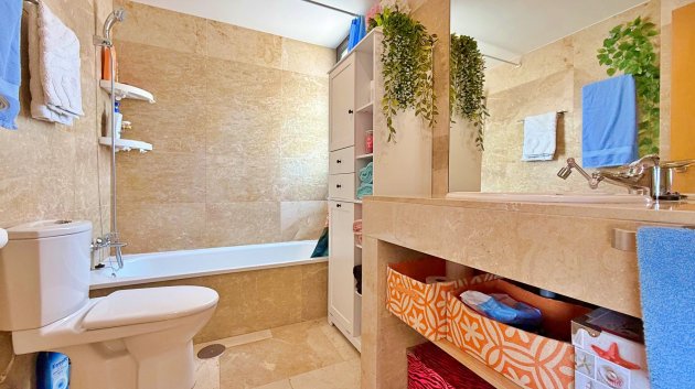 Reventa - Apartamentos -
Orihuela Costa - Campoamor