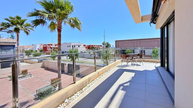 Reventa - Ático -
Pilar de la Horadada - Torre de la Horadada