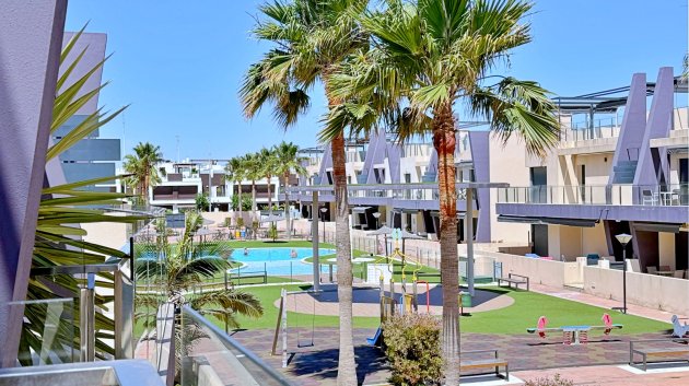 Reventa - Ático -
Pilar de la Horadada - Torre de la Horadada
