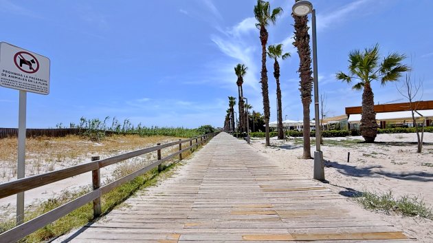 Reventa - Ático -
Pilar de la Horadada - Torre de la Horadada