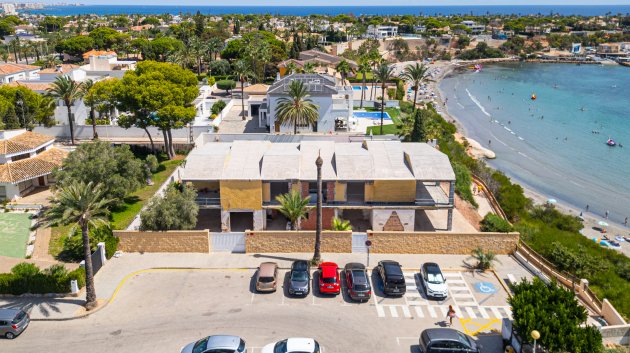 Reventa - Chalets -
Orihuela Costa - Cabo Roig