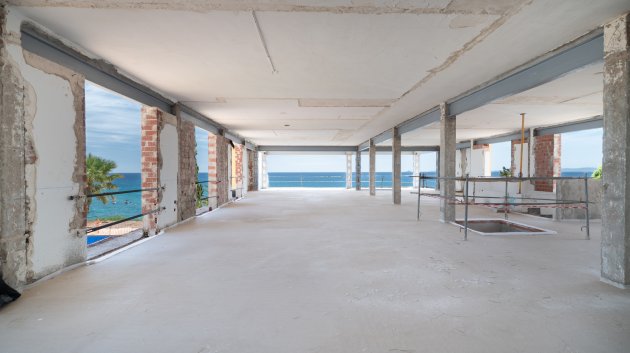 Reventa - Chalets -
Orihuela Costa - Cabo Roig