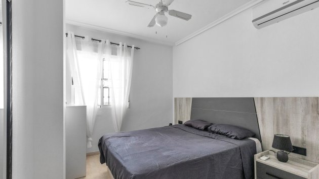 Reventa - Apartamentos -
Orihuela Costa - Los Altos