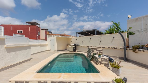 Reventa - Apartamentos -
Orihuela Costa - Los Altos