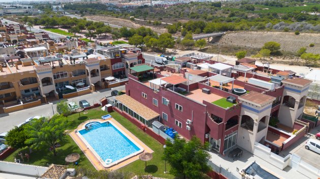 Reventa - Apartamentos -
Orihuela Costa - Los Altos