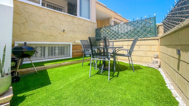 Reventa - Adosado -
Orihuela Costa - Punta Prima