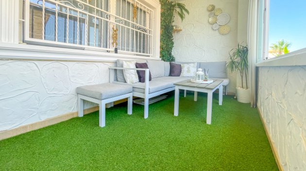 Reventa - Adosado -
Orihuela Costa - Punta Prima