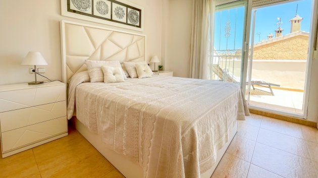 Reventa - Adosado -
Orihuela Costa - Punta Prima