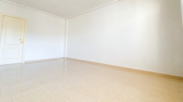 Reventa - Adosado -
Ciudad Quesada - Doña Pepa
