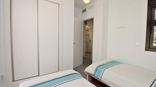 Revente - Villa -
Villamartín - PAU 8