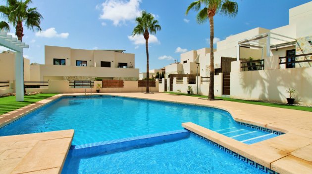 Revente - Villa -
Villamartín - PAU 8