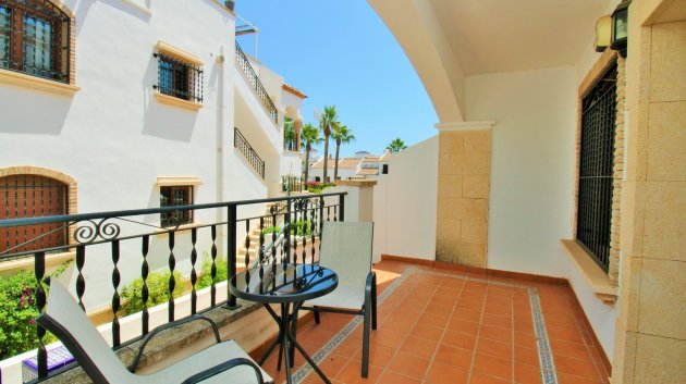 Reventa - Apartamentos -
Villamartín - PAU 8