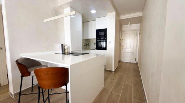 Reventa - Apartamentos -
Torrevieja - Center