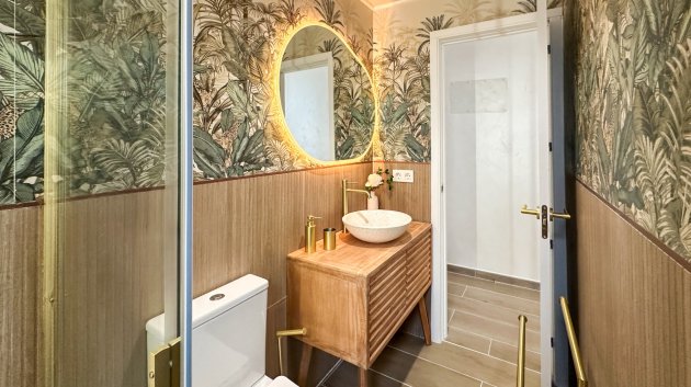 Reventa - Apartamentos -
Torrevieja - Center
