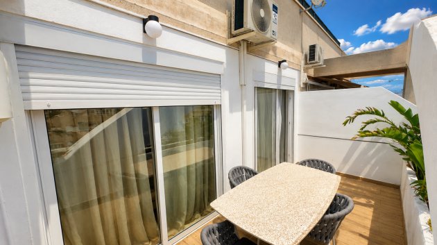 Reventa - Apartamentos -
Torrevieja - Center