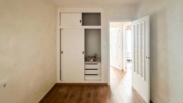 Resale - Apartments -
Torrevieja - Playa Los Locos