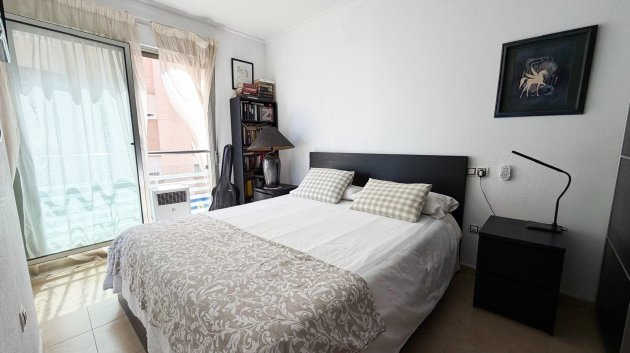 Reventa - Apartamentos -
Torrevieja - Center