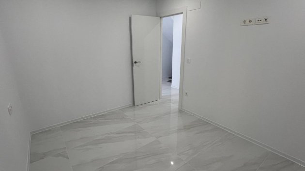 Obra nueva - Chalets -
Vistabella