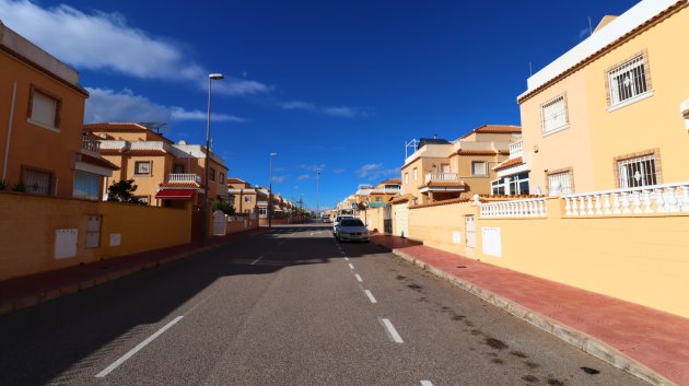 Reventa - Chalets -
Ciudad Quesada - Lo Marabú