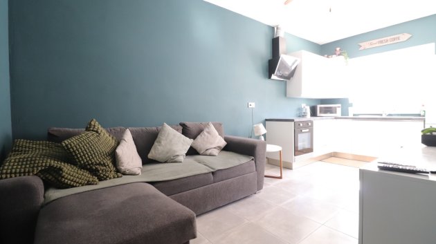 Resale - Townhouse -
Benijofar