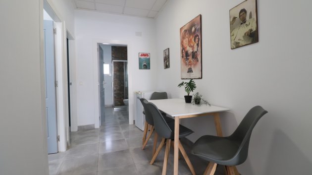 Resale - Townhouse -
Benijofar