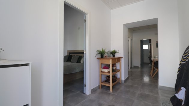 Resale - Townhouse -
Benijofar
