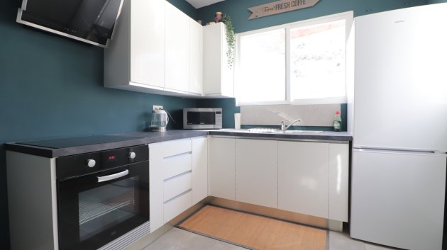 Resale - Townhouse -
Benijofar