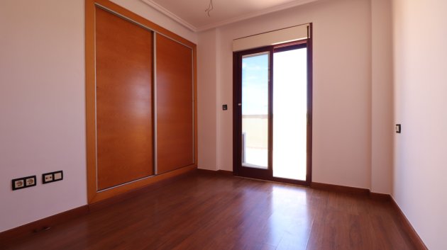 Reventa - Apartamentos -
Formentera del Segura