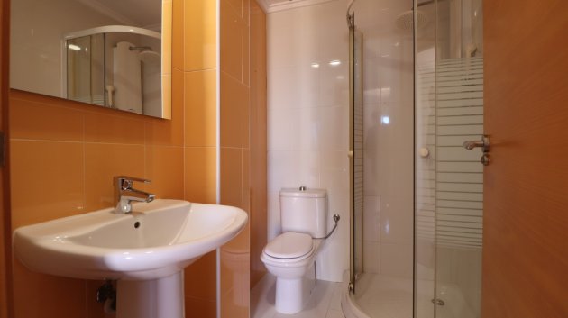Reventa - Apartamentos -
Formentera del Segura