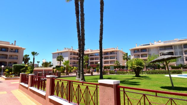 Reventa - Apartamentos -
Orihuela Costa - Playa Flamenca