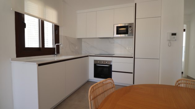 Reventa - Apartamentos -
Orihuela Costa - Los Balcones