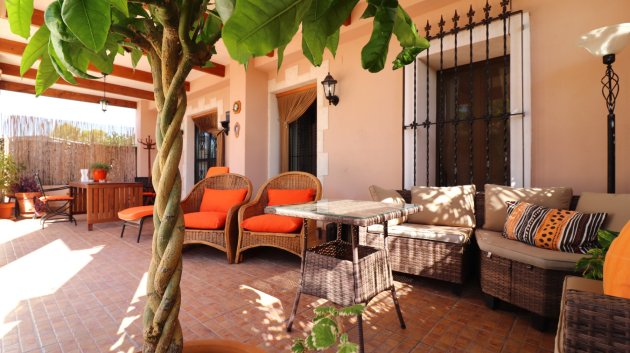Reventa - Chalets -
Albatera - Albatera - Country