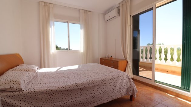 Revente - Villa -
San Miguel de Salinas - Lake View Mansions