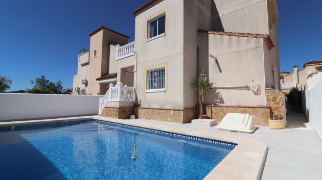 Revente - Villa -
San Miguel de Salinas - Lake View Mansions