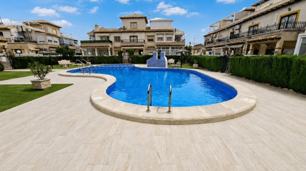 Reventa - Apartamentos -
Orihuela Costa - Punta Prima