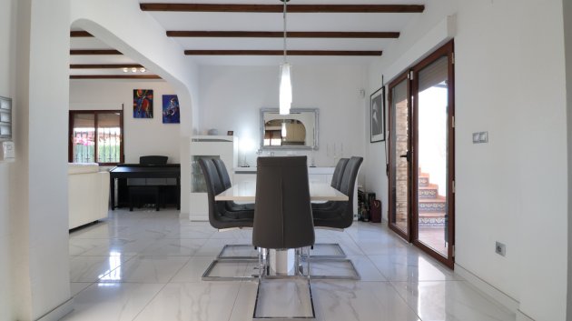 Reventa - Chalets -
Formentera del Segura - Fincas de La Vega