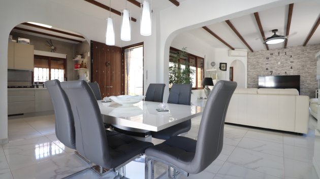 Reventa - Chalets -
Formentera del Segura - Fincas de La Vega