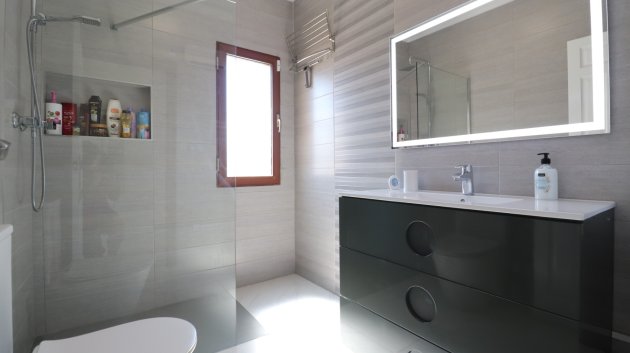 Reventa - Chalets -
Formentera del Segura - Fincas de La Vega