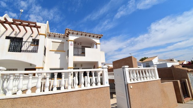 Reventa - Apartamentos -
Orihuela Costa - Punta Prima