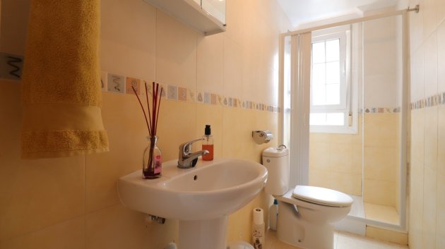 Resale - Villa -
Los Montesinos - La Herrada