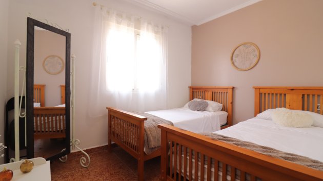 Resale - Villa -
Benijofar