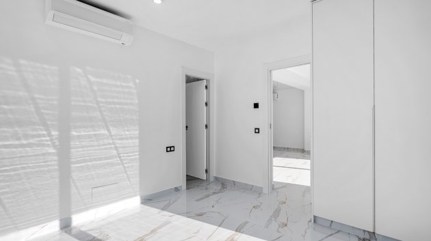 Reventa - Chalets -
Ciudad Quesada - Rojales