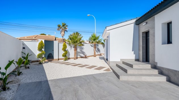 Reventa - Chalets -
Ciudad Quesada - Rojales
