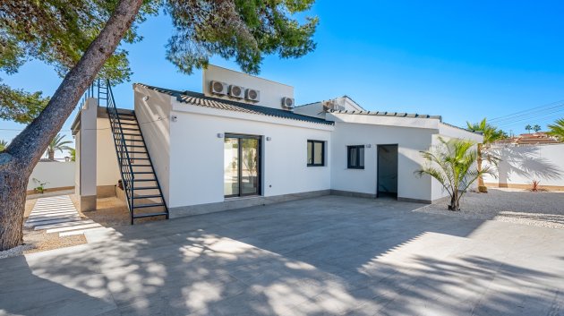 Reventa - Chalets -
Ciudad Quesada - Rojales