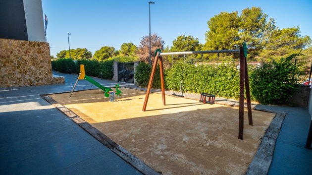 Resale - Apartments -
Orihuela Costa - Los Altos