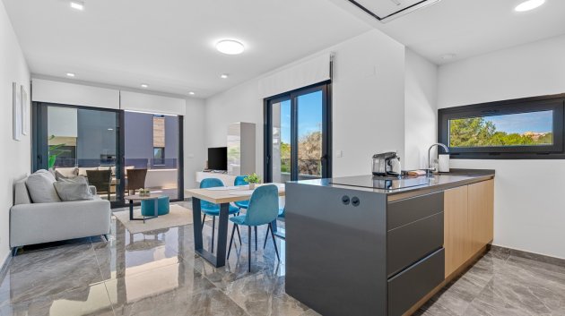 Reventa - Apartamentos -
Orihuela Costa - Los Altos