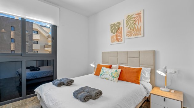 Reventa - Apartamentos -
Orihuela Costa - Los Altos
